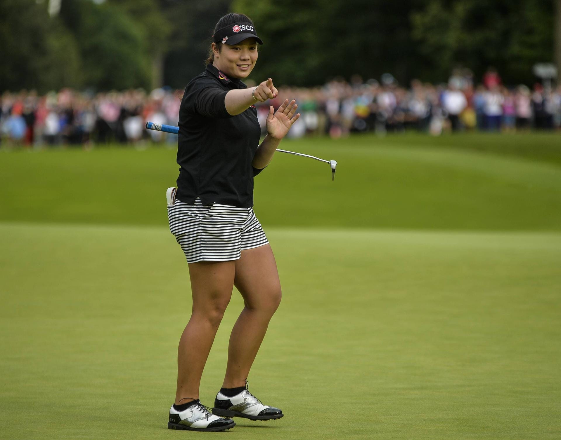 Platz 15: Ariya Jutanugarn (Thailand / Golf) – 5,3 Mio. (3,3 Mio. Preisgeld / 2 Mio. Werbeverträge). Platz 15: Ariya Jutanugarn (Thailand / Golf) – 5,3 Mio. (3,3 Mio. Preisgeld / 2 Mio. Werbeverträge).