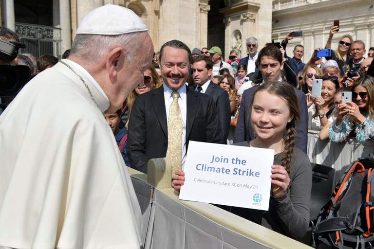 Greta trifft den Papst