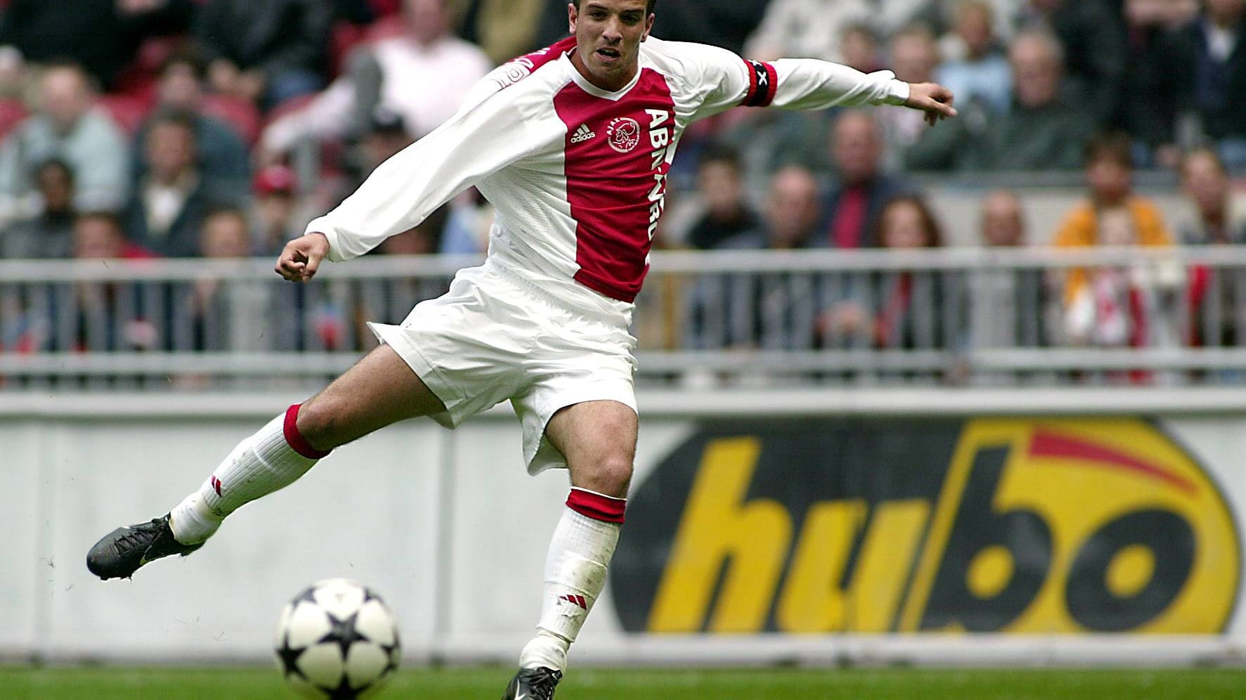 Mit ihm fing alles an: Rafael van der Vaart wurde 2003 mit dem ersten "Golden Boy Award" ausgezeichnet. Damals spielte er noch bei Ajax Amsterdam, wurde später beim Hamburger SV, Real Madrid und Tottenham Hotspur zum Torjäger. Seinen größten Erfolg feierte er 2010 im Trikot der Niederlande: Den zweiten Platz zwei bei der WM.