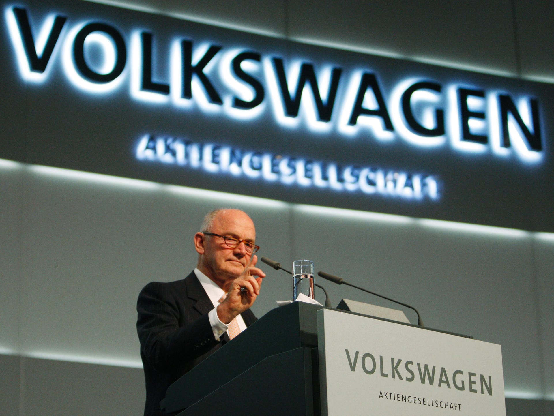 Piëch hatte den VW-Konzern neun Jahre von 1993 bis 2002 als Vorstansvorsitzender geführt.