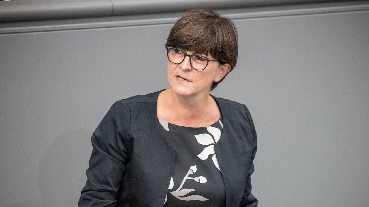 Die SPD-Bundestagsabgeordnete Saskia Esken will zusammen mit Norbert Walter-Borjans für den SPD-Vorsitz kandidieren.