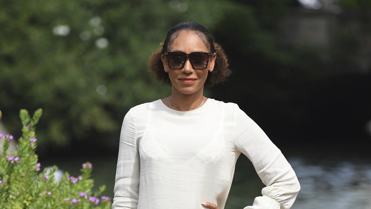 Nach dem Ende der Spice-Girls-Tour gönnt sich Mel B ein bisschen Venedig. Nach dem Ende der Spice-Girls-Tour gönnt sich Mel B ein bisschen Venedig.