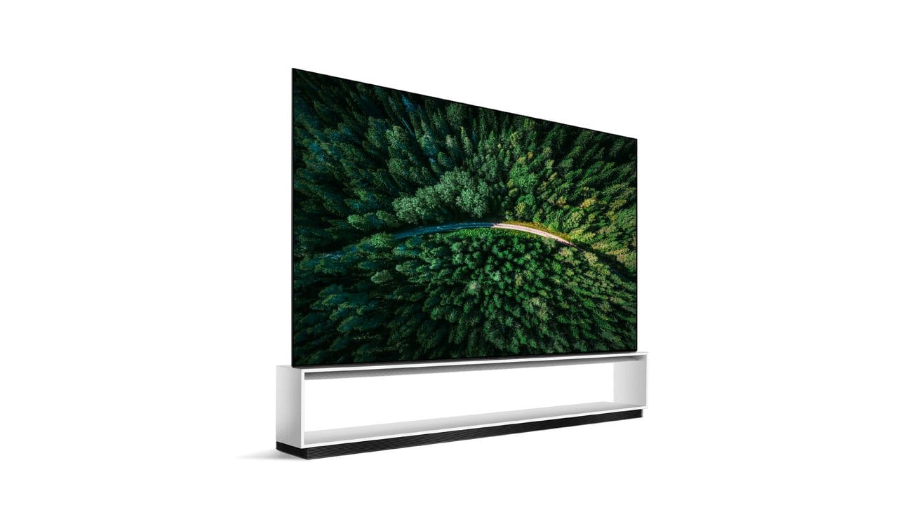 LG zeigt etwa den 88 Zoll großen 8K-OLED-Fernseher 88Z9. LG zeigt etwa den 88 Zoll großen 8K-OLED-Fernseher 88Z9.