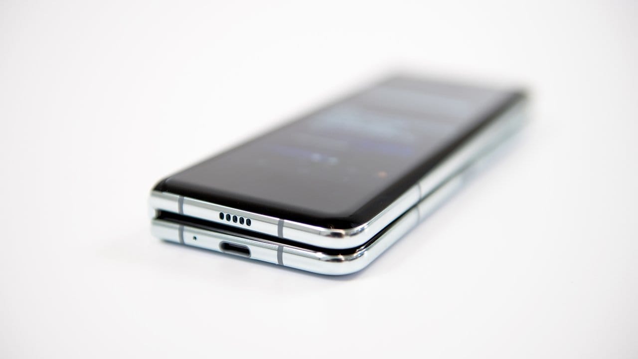 Smartphone-Sandwich: Samsung zeigt auf der IFA die überarbeitete Version des Galaxy Fold - jetzt als Galaxy Fold 5G.