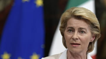 Ursula von der Leyen, Deutschland: Die Christdemokratin (60) war die Überraschungskandidatin der EU-Staats- und Regierungschefs und wurde Mitte Juli vom EU-Parlament mit knapper Mehrheit zur Kommissionspräsidentin gewählt.