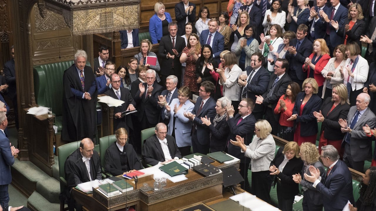 Applaus für John Bercow im Parlament nach der Ankündigung seines Rücktritts.