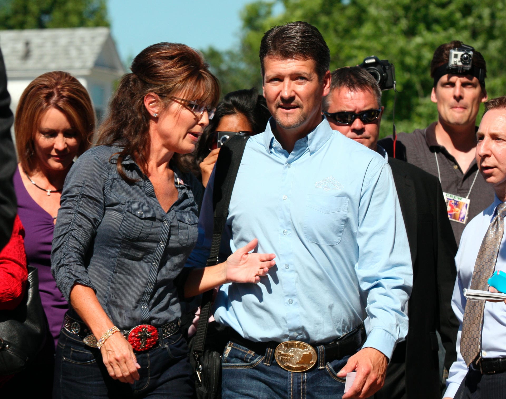 Harmonie im Juni 2011: Hier fahren Sarah und Todd Palin zur Premiere von "The Undefeated". Die Dokumentation thematisierte den kometenhaften Aufstieg von Sarah Palin als Politikerin.