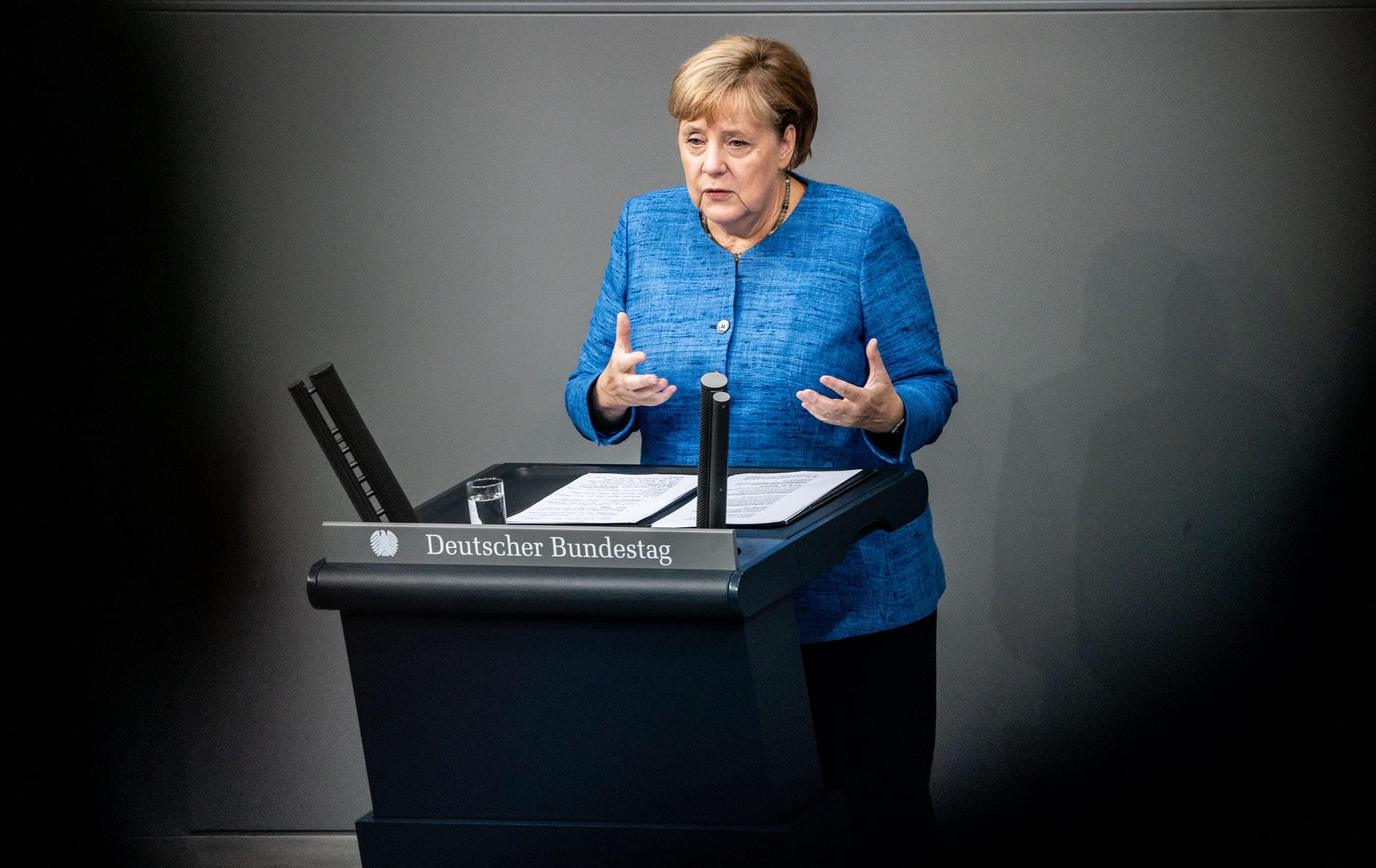Bundeskanzlerin Angela Merkel (CDU): "Wenn wir den Klimaschutz vorantreiben, wird es Geld kosten - dieses Geld ist gut eingesetzt." Nichtstun sei keine Alternative.