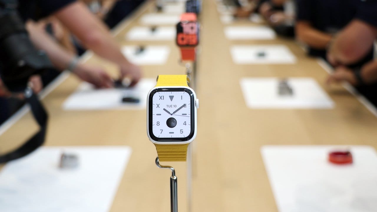 Pünktlich zum Weihnachtsgeschäft gibt es auch eine überarbeitete Apple Watch.