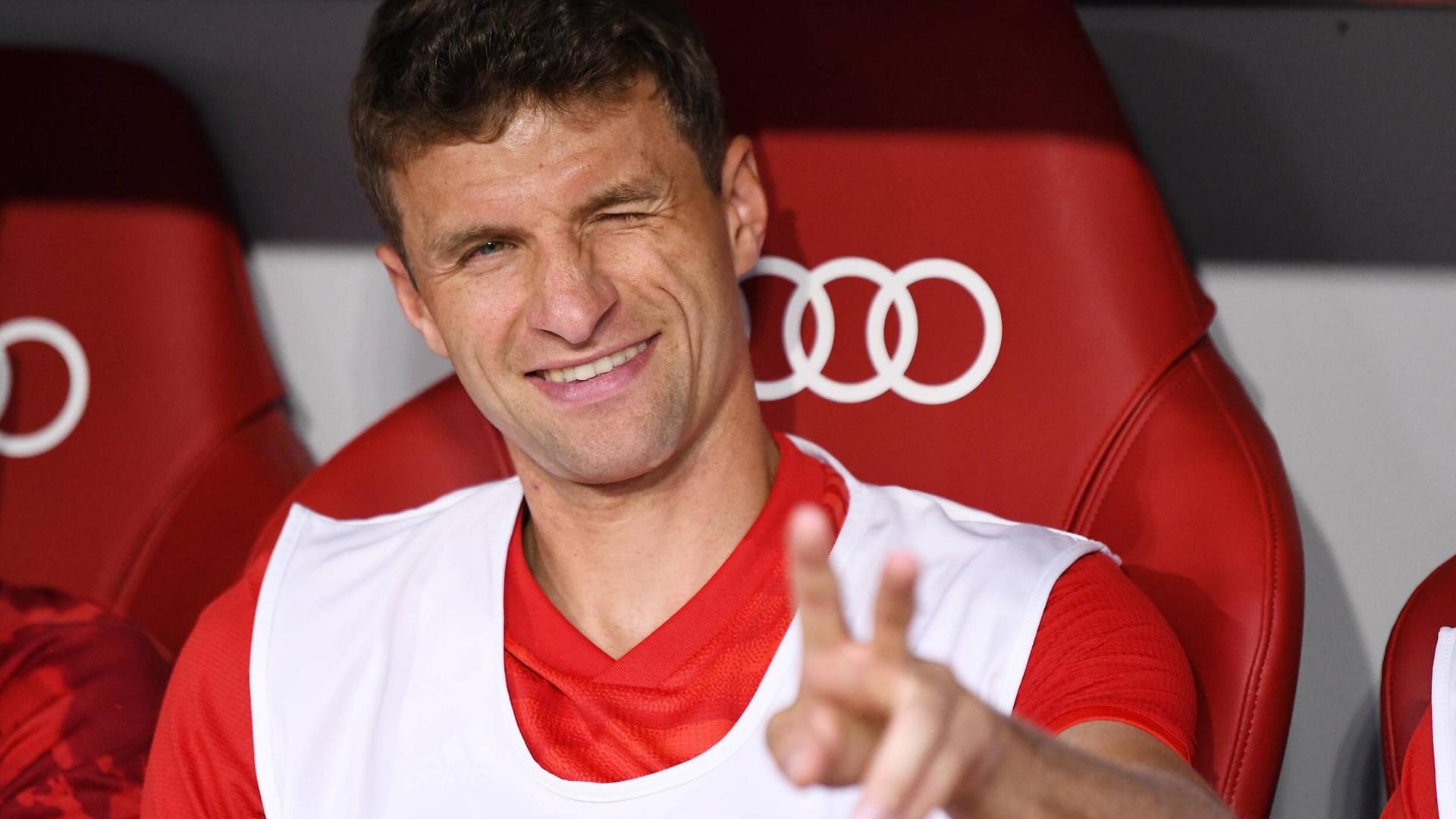 Weltmeister Thomas Müller ist nicht nur für Tore sondern auch für seine guten Sprüche bekannt. Heute feiert er seinen 30. Geburtstag. t-online.de hat dies zum Anlass genommen, einige seiner besten Sprüche zu präsentieren.