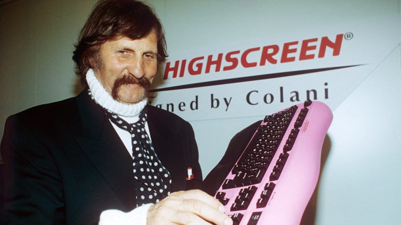 Luigi Colani stellte 1993 auf der Messe in Hannover seine neue, abgerundete Tastatur vor.