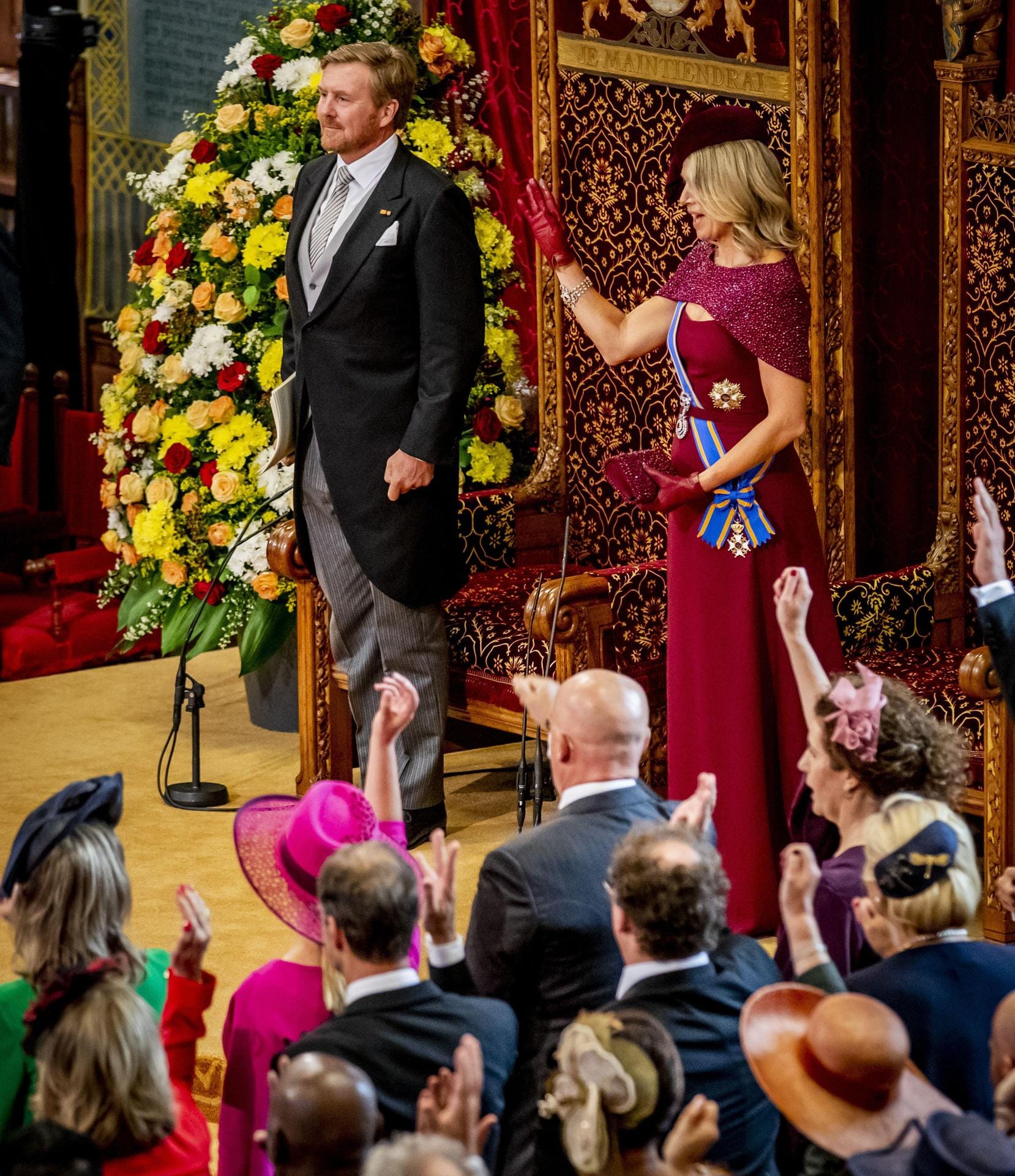 Seine Frau, Königin Máxima, stellte Willem-Alexander mit seinem neuen Bart am Dienstag in den Schatten.