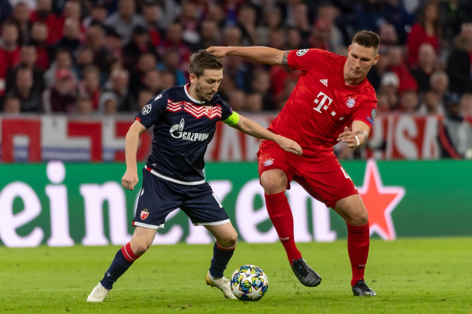 Niklas Süle: "Deutschlands bester Innenverteidiger" (Rummenigge) war gegen Roter Stern (mal wieder) nicht erster Spieleröffner, bei den wilden Angriffen der Belgrader aber solide zur Stelle. Note 3