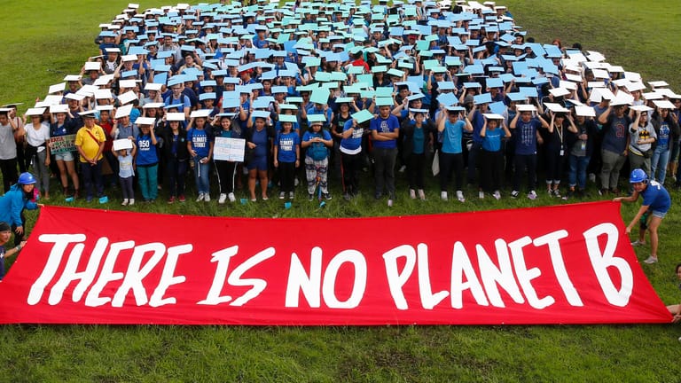 Studenten auf den Philippinen beteiligen sich an den Klimademos.