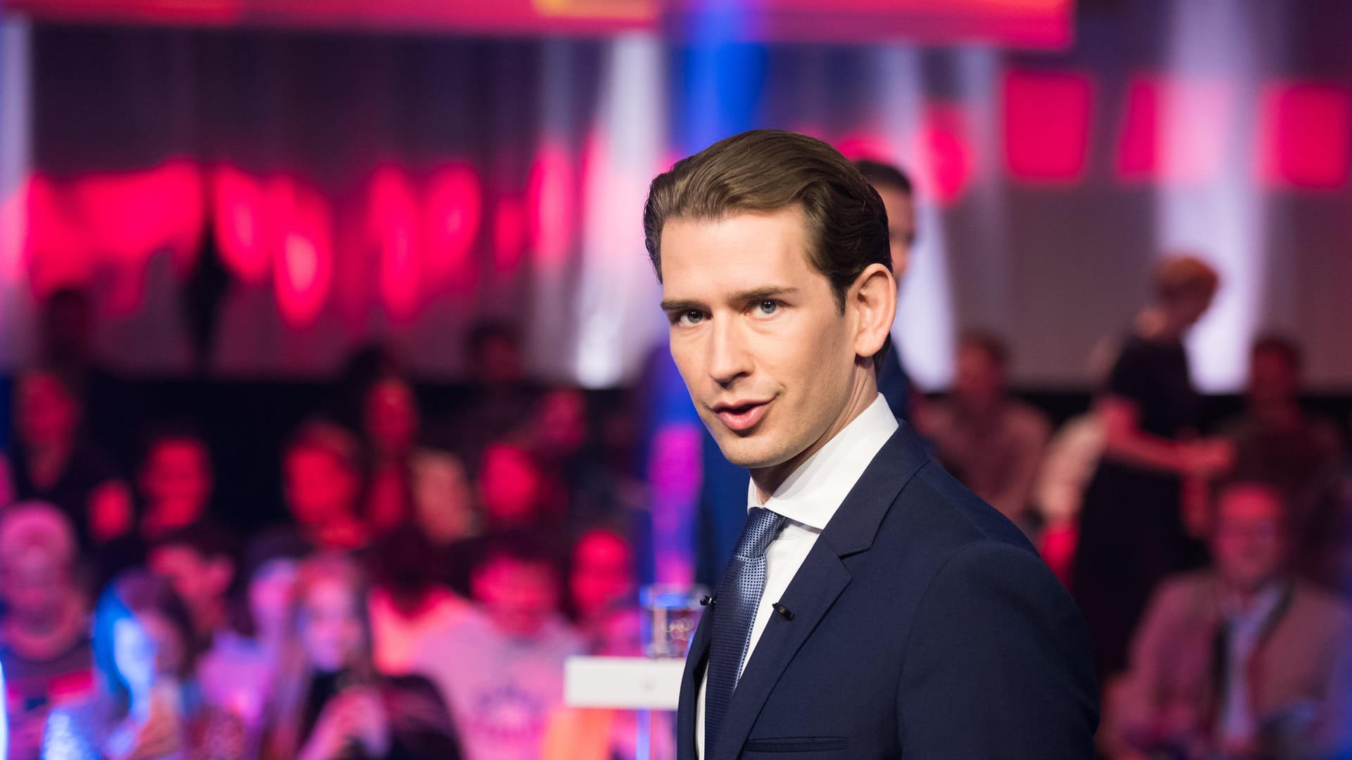 Sebastian Kurz: Bereits vor seiner Zeit als österreichischer Bundeskanzler war Kurz unter anderem Außenminister und Integrationsstaatssekretär.