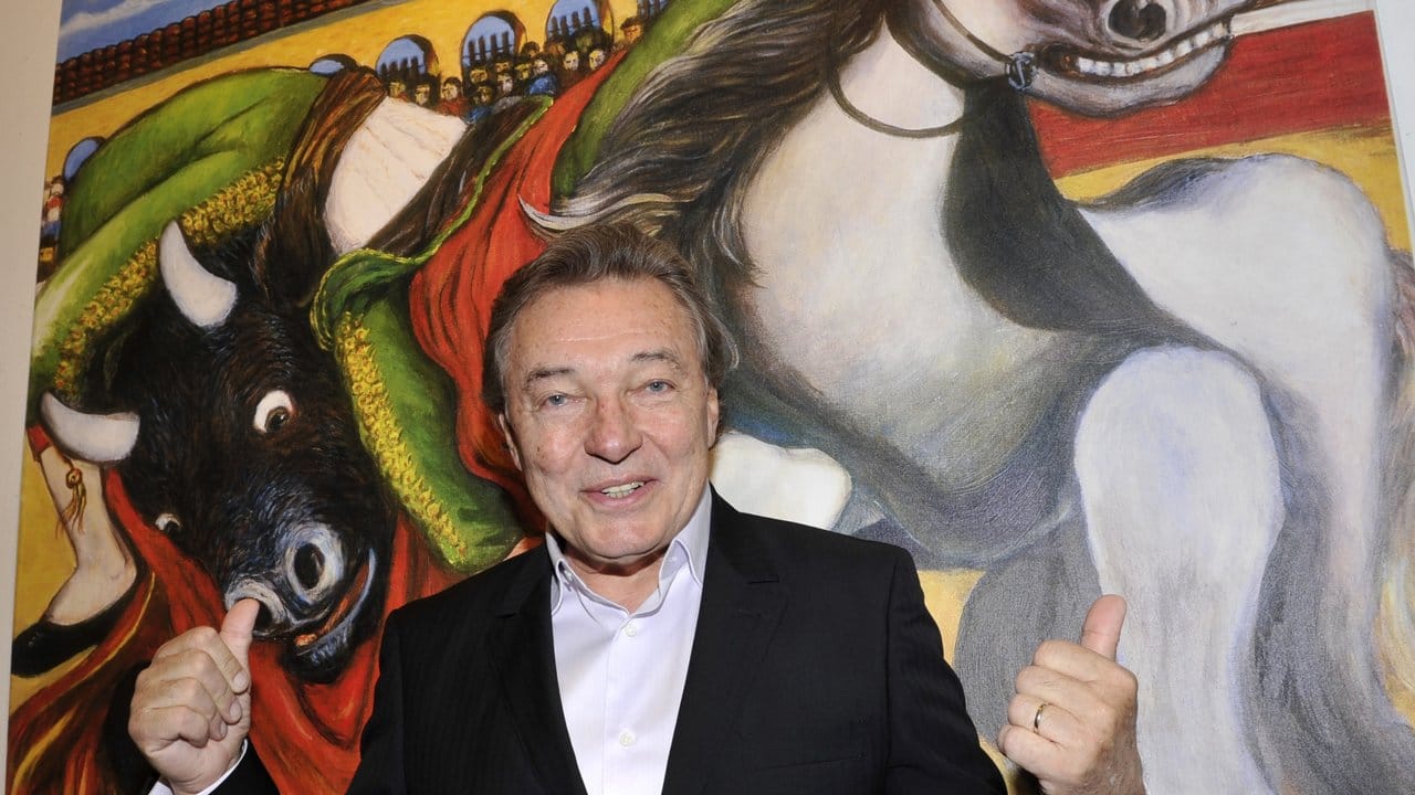 Karel Gott war auch ein leidenschaftlicher Maler und Kunstsammler. Karel Gott war auch ein leidenschaftlicher Maler und Kunstsammler.
