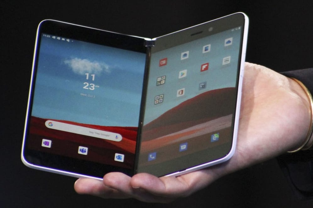 Das faltbare Smartphone Surface Duo von Microsoft Corp.