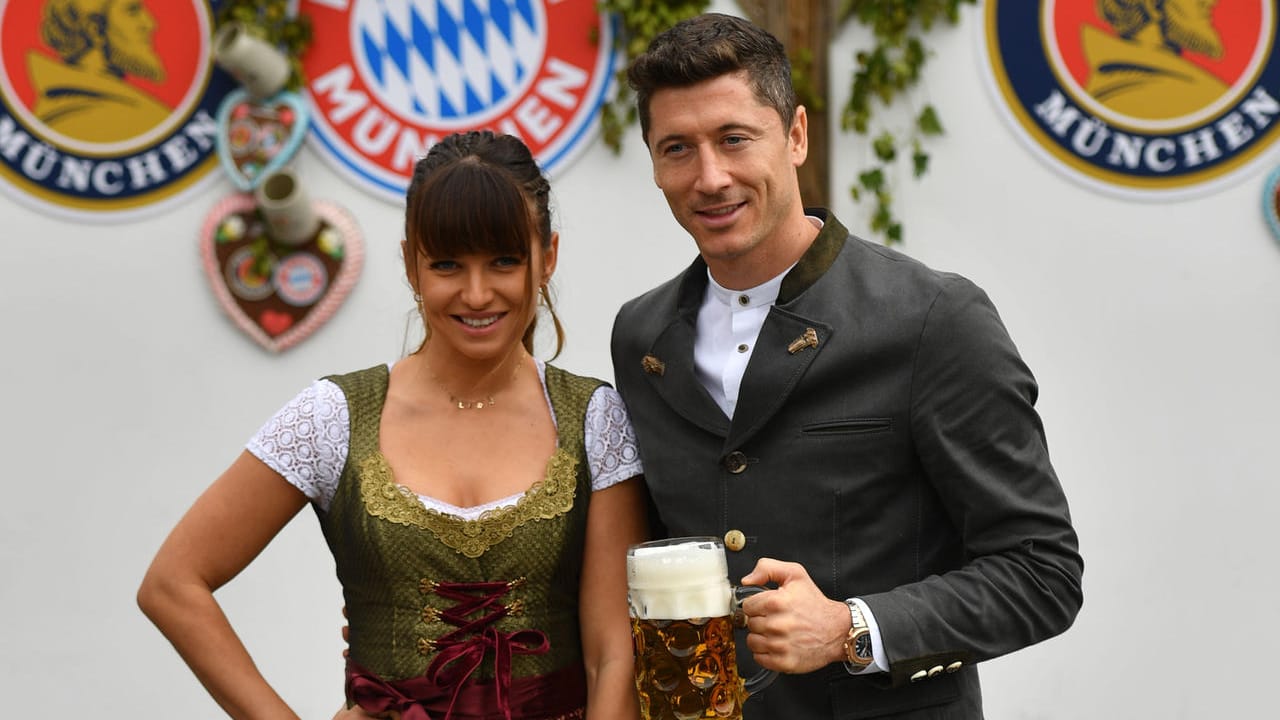 Robert Lewandowski und seine Anna kamen ohne den Nachwuchs.