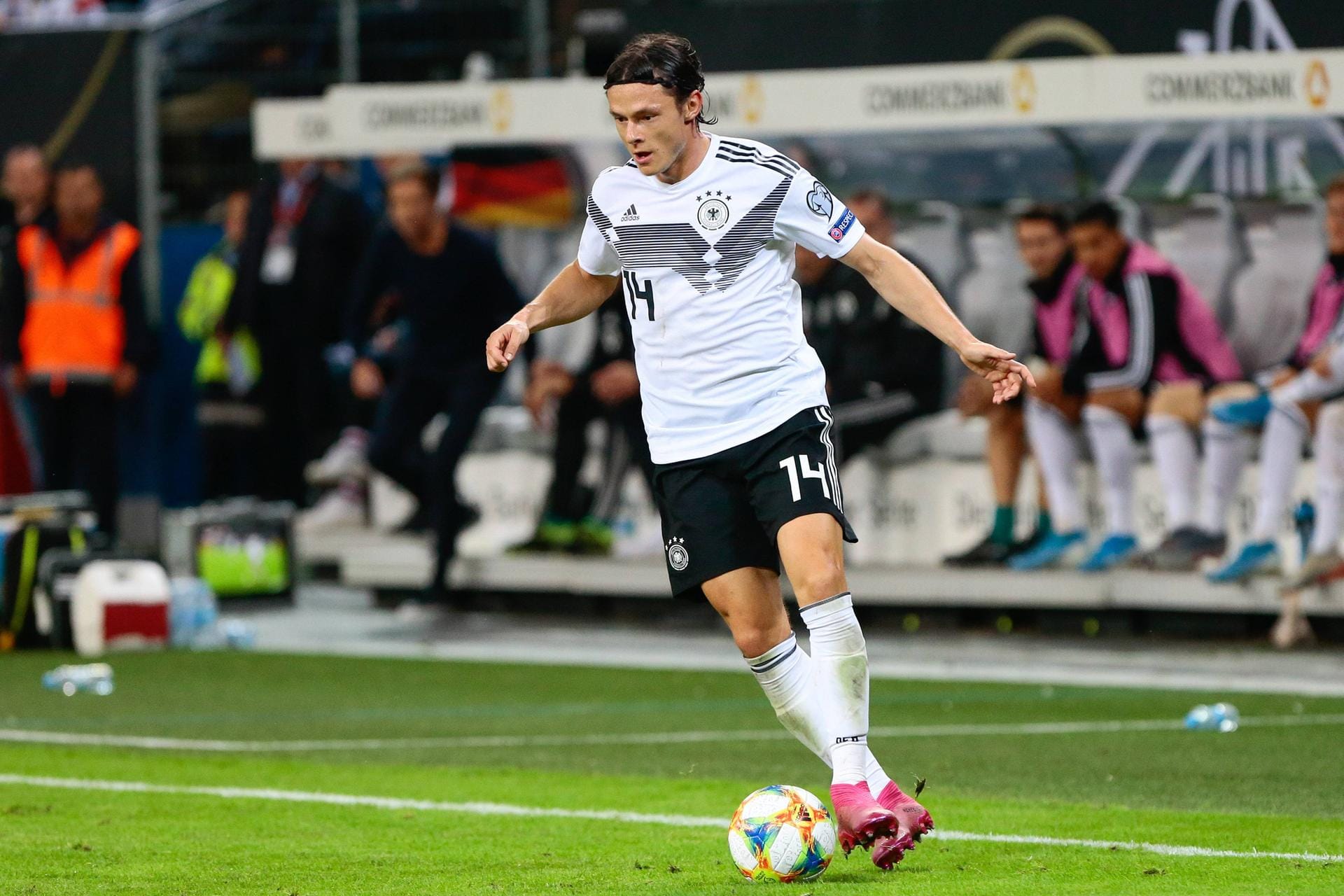 Nico Schulz (Borussia Dortmund): Während der letzten Länderspielreise Anfang September verletzte sich Nico Schulz am Fuß und steht noch nicht wieder zur Verfügung.