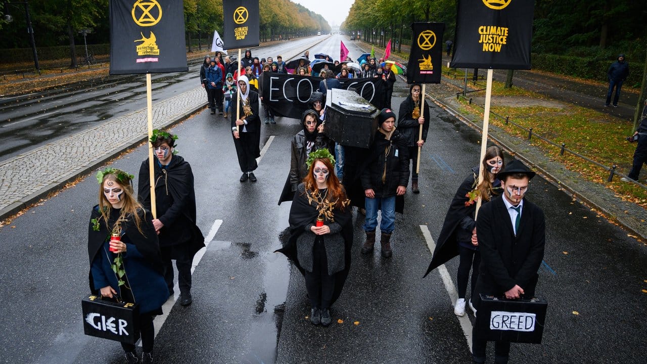 Die Proteste der Klimabewegung "Extinction Rebellion" in Berlin gehen weiter.