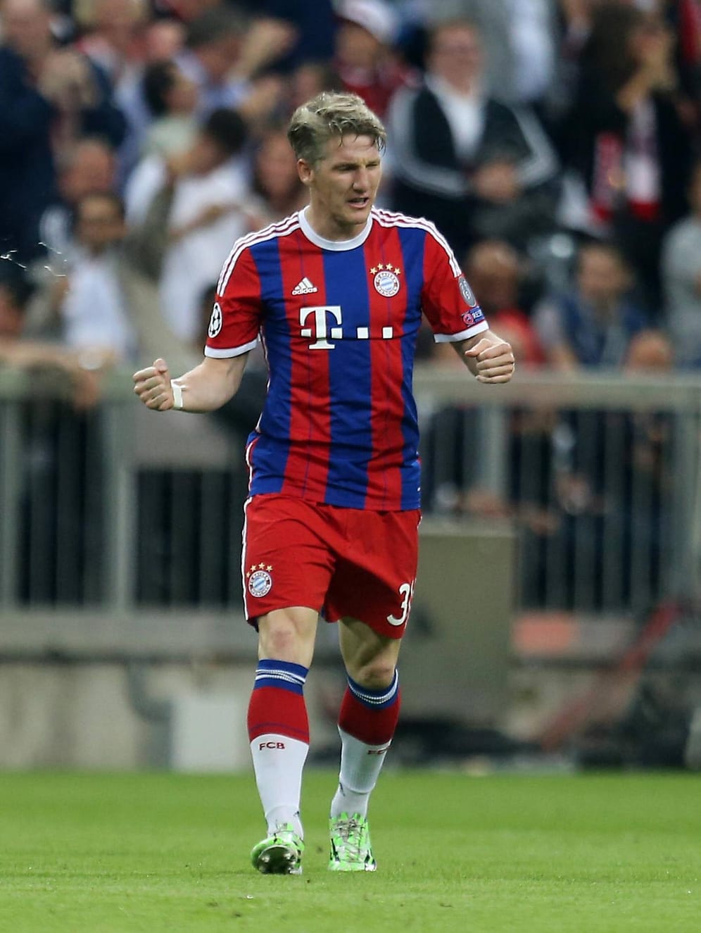 Bastian Schweinsteiger (2002–2015): Schweinsteiger kam aus der Jugend des FC Bayern und war über Jahre hinweg eines der Aushängeschilder des Rekordmeisters. Inzwischen ist er TV-Experte für die ARD.