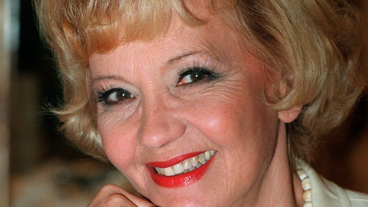 Liselotte Pulver wird 90. Liselotte Pulver wird 90.