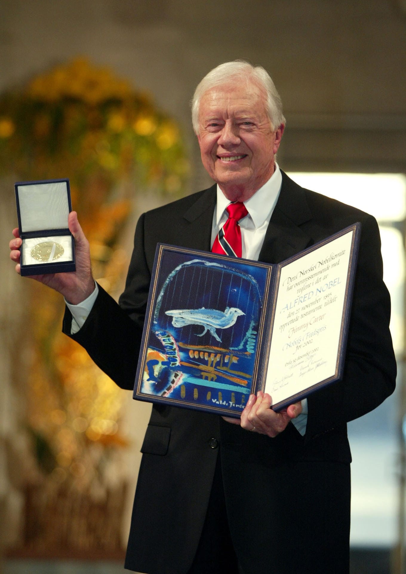 Jimmy Carter, 2002: Der ehemalige US-Präsident erhielt den Friedensnobelpreis für seine jahrelangen Beiträge zur Lösung internationaler Konflikte sowie zur Förderung von Demokratie und Menschenrechten.