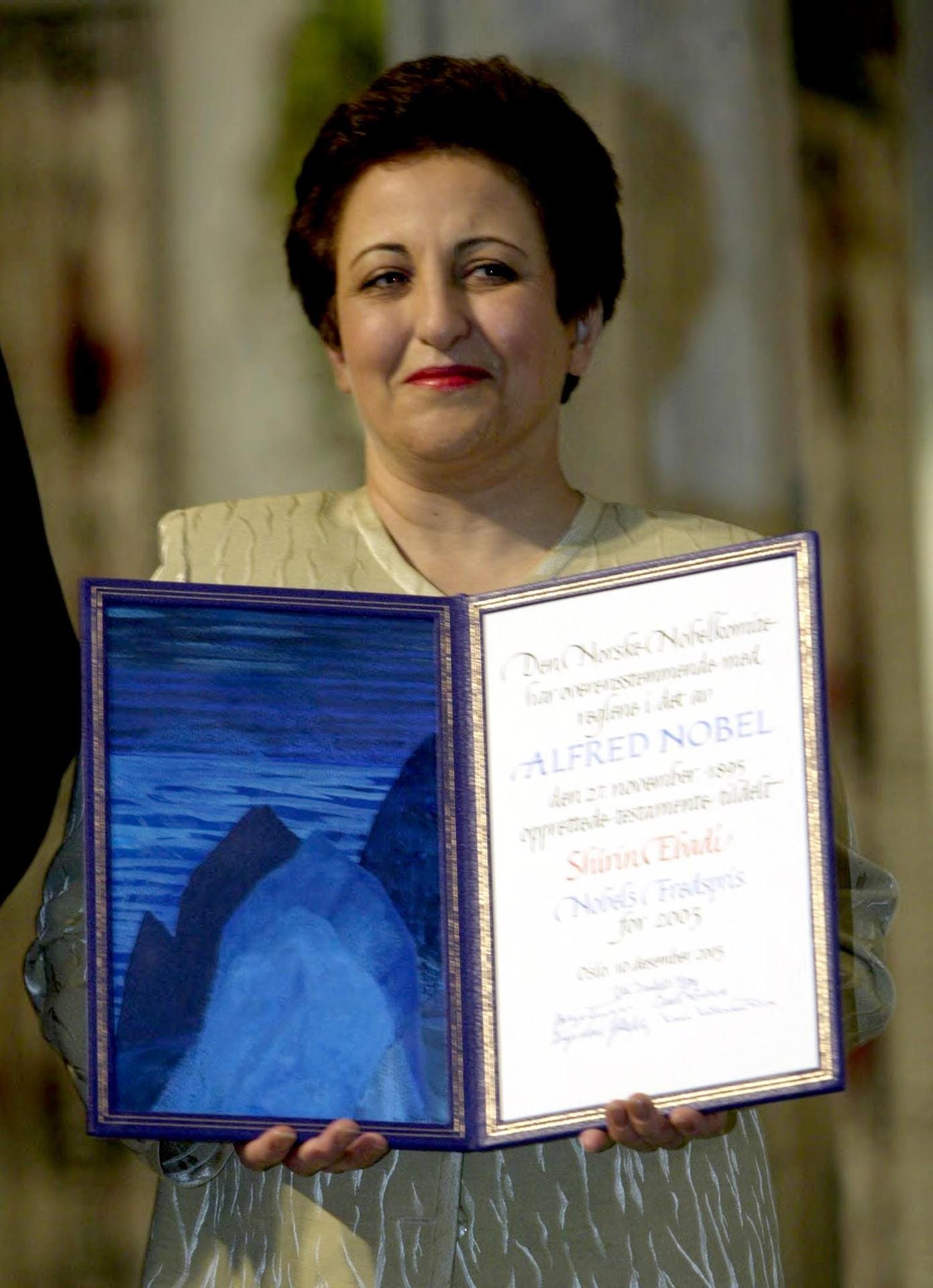 Shirin Ebadi, 2003: Die iranische Richterin wurde für ihren Einsatz für Demokratie und die Menschenrechte ausgezeichnet.