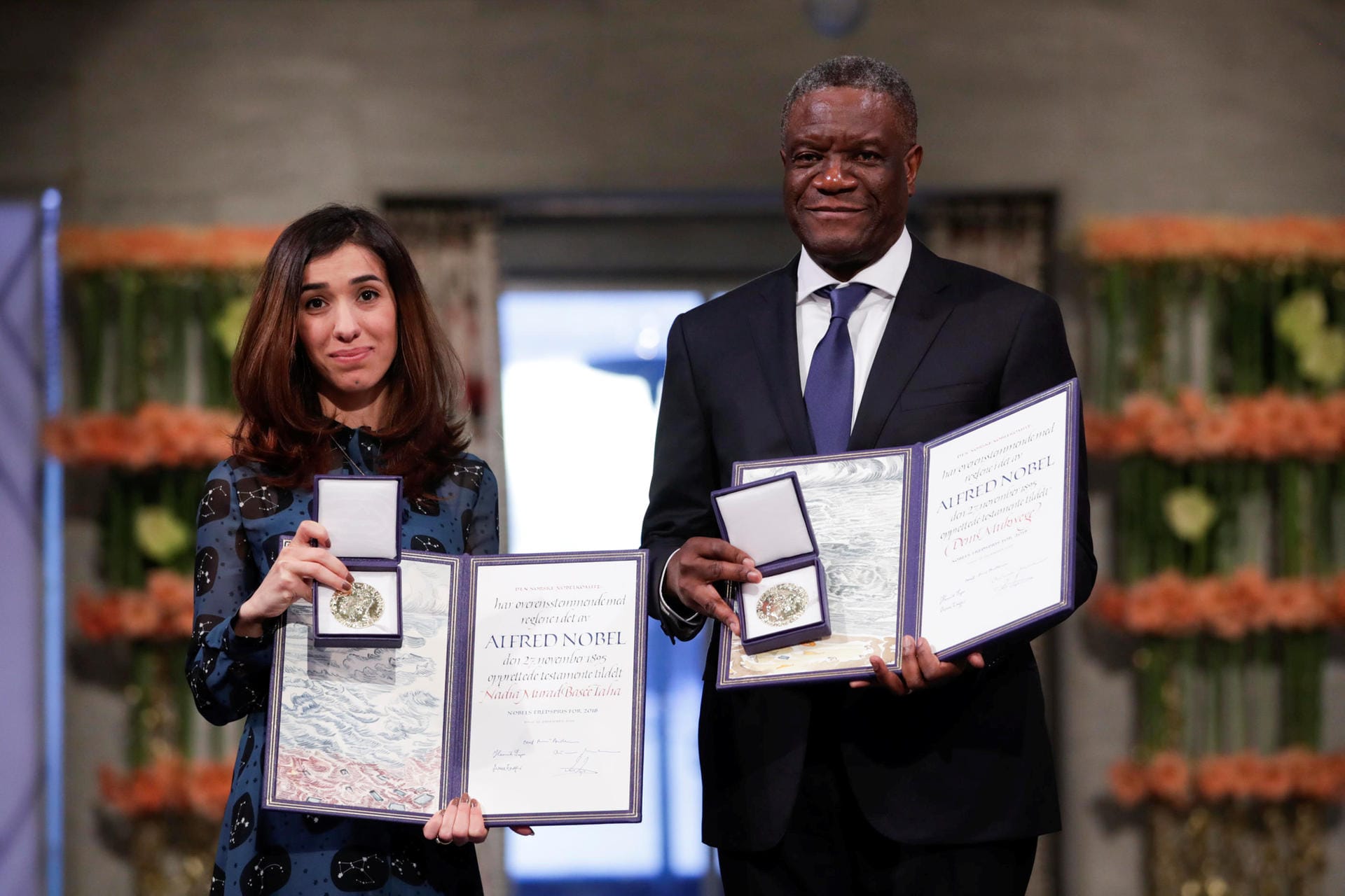 Nadia Murad (l) und Denis Mukwege, 2018: Die irakische Menschenrechtsaktivistin und der kongolesische Gynäkologe gewannen den Friedensnobelpreis für ihren Einsatz gegen sexuelle Gewalt als Waffe in Kriegen und bewaffneten Konflikten.