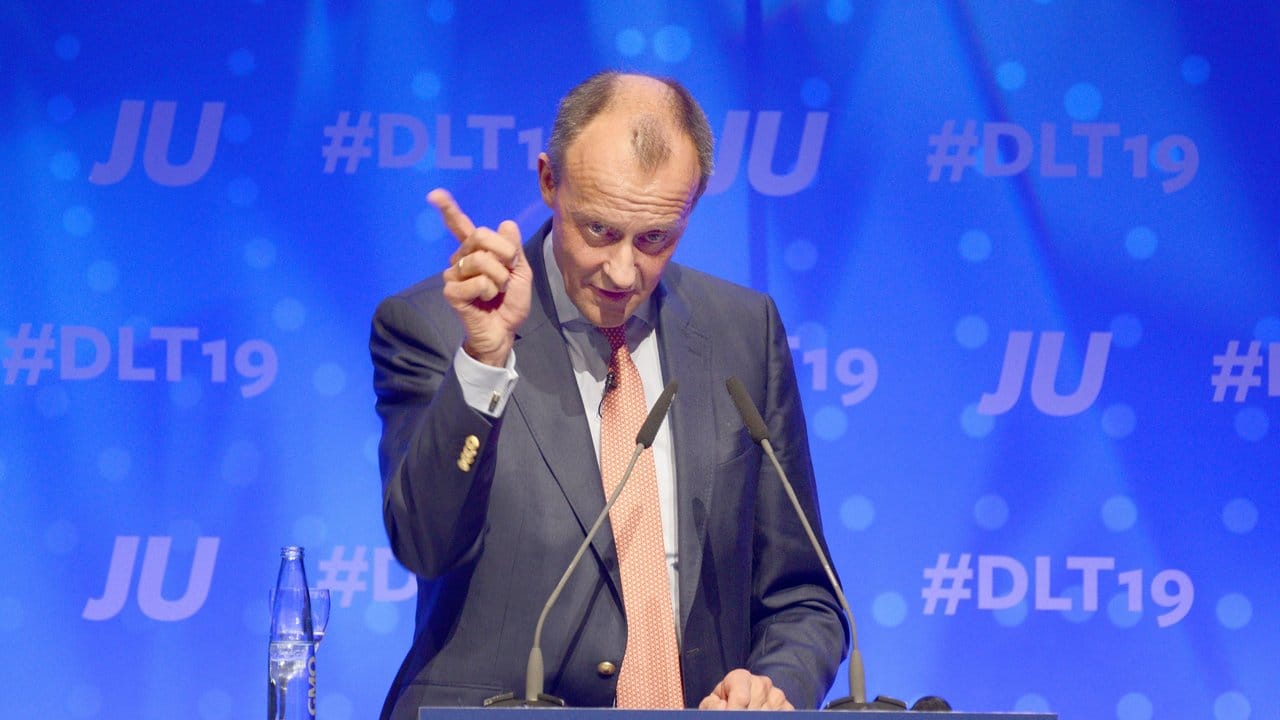 Friedrich Merz kam am Freitagabend zum JU-Deutschlandtag. Friedrich Merz kam am Freitagabend zum JU-Deutschlandtag.