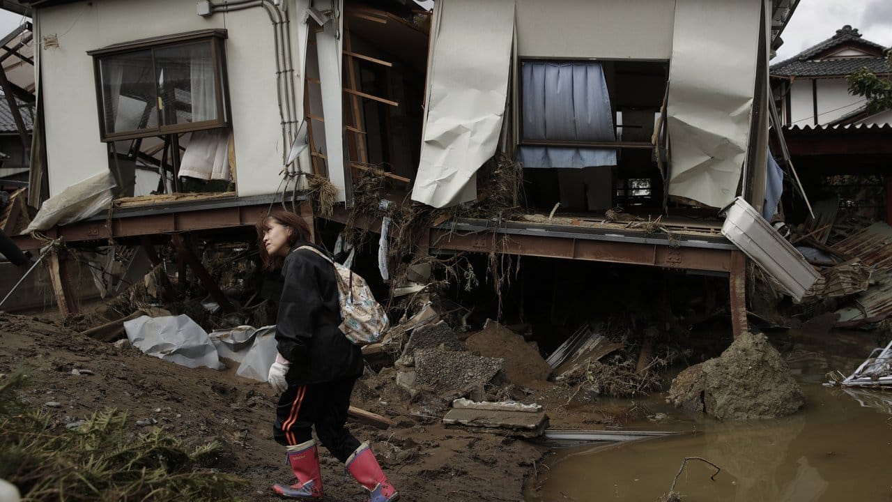 Die Lage in Japan nach dem verheerenden Taifun bleibt angespannt.