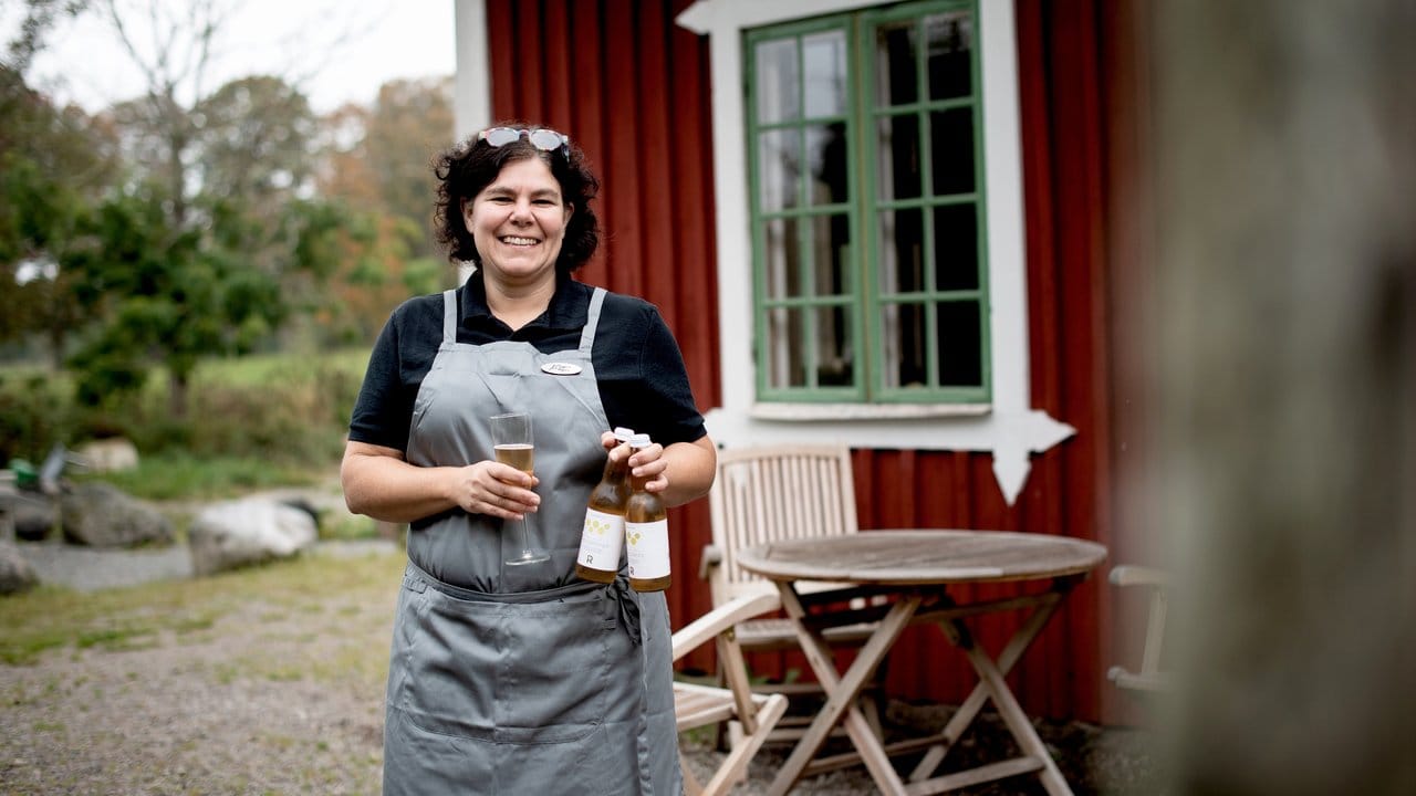 Im Landcafe von Marie Renevall in der Nähe von Växjö gibt es einen Fruchtsaft aus weißer Johannisbeere.