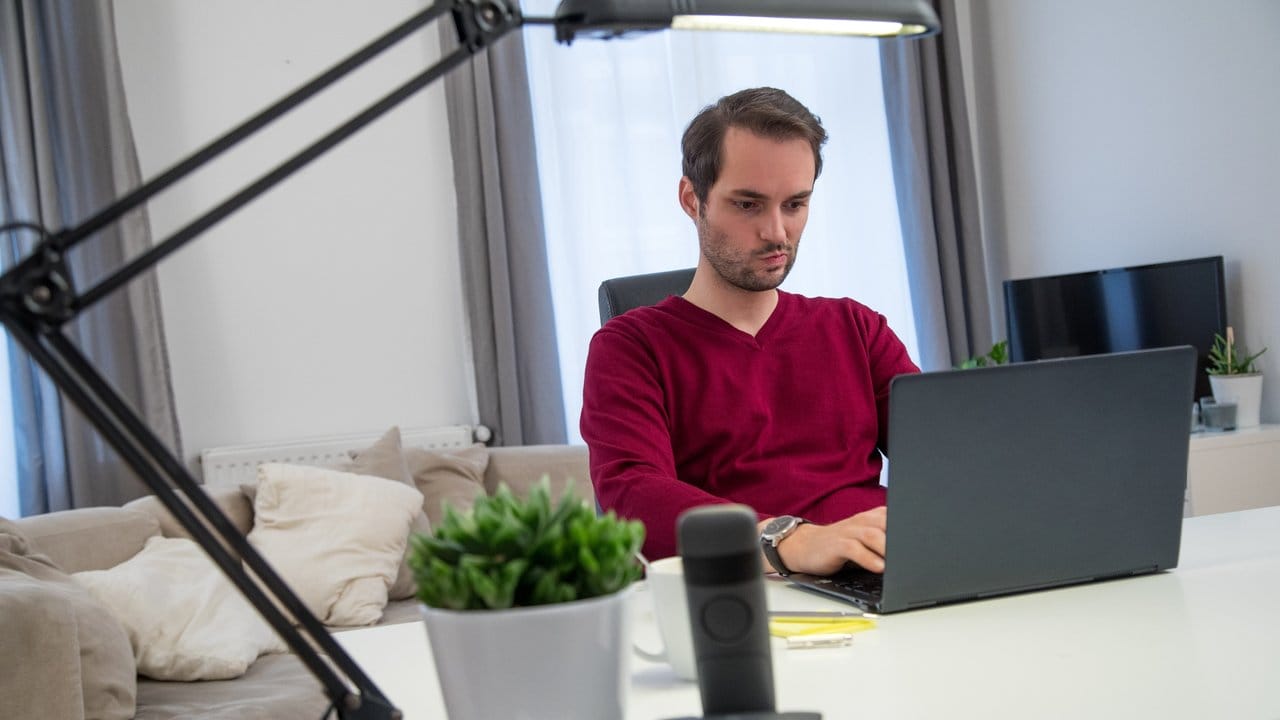 Kniffliger als gedacht: Eine Webseite ist nicht in wenigen Minuten gebaut. Kniffliger als gedacht: Eine Webseite ist nicht in wenigen Minuten gebaut.