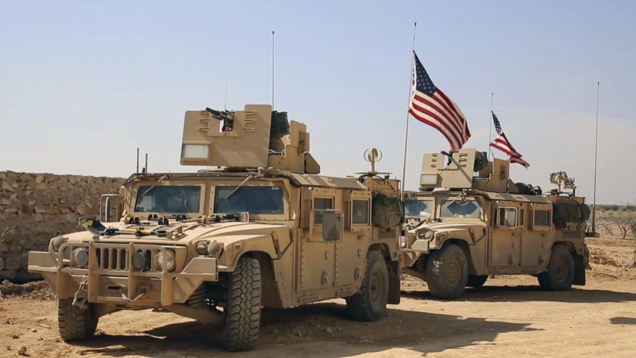 US-Truppen in Syrien: Der Abzug der Amerikaner machte den Weg für die türkischen Angreifer frei. US-Truppen in Syrien: Der Abzug der Amerikaner machte den Weg für die türkischen Angreifer frei.