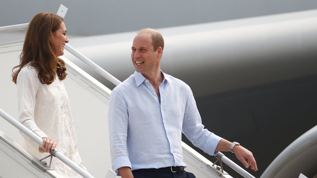 Ankunft in Lahore: Prinz William und Herzogin Kate.