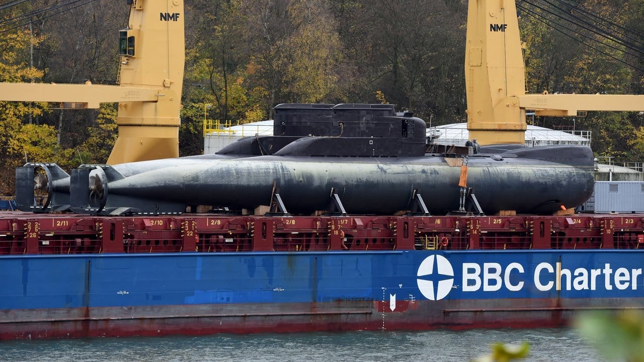 Auch gebrauchte U-Boote gehören zu den deutschen Rüstungsexporten: Diese beiden U-Boote der Klasse 206 gehörten früher der Marine und sollen in Kolumbien eingesetzt werden. Auch gebrauchte U-Boote gehören zu den deutschen Rüstungsexporten: Diese beiden U-Boote der Klasse 206 gehörten früher der Marine und sollen in Kolumbien eingesetzt werden.