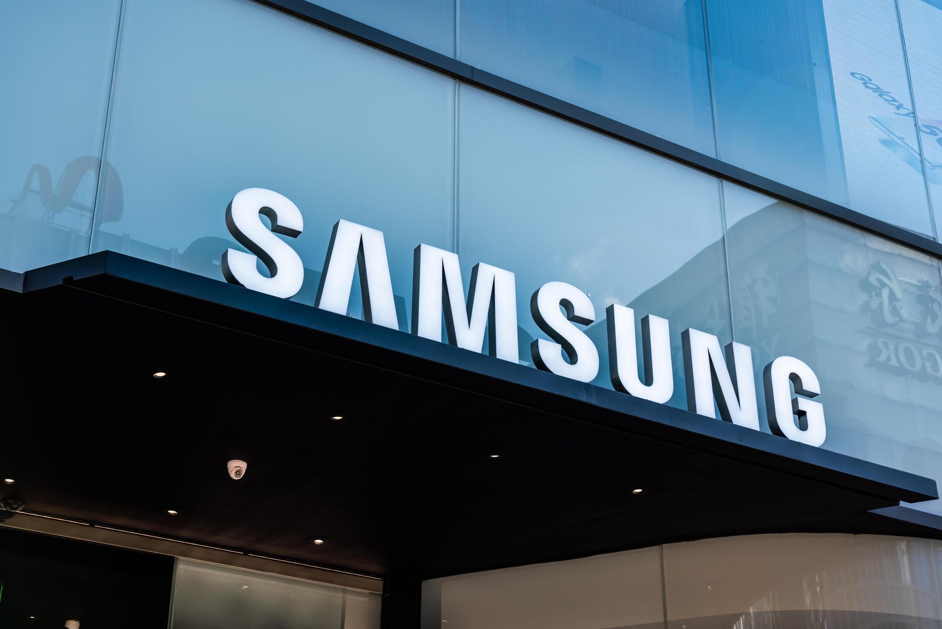 Samsung liegt mit rund 61 Milliarden Dollar Markenwert auf Platz 6.