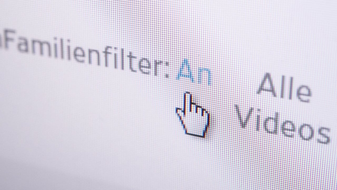 Manche Videoportale setzen auf Filter zum Aussperren ungeeigneter Inhalte.