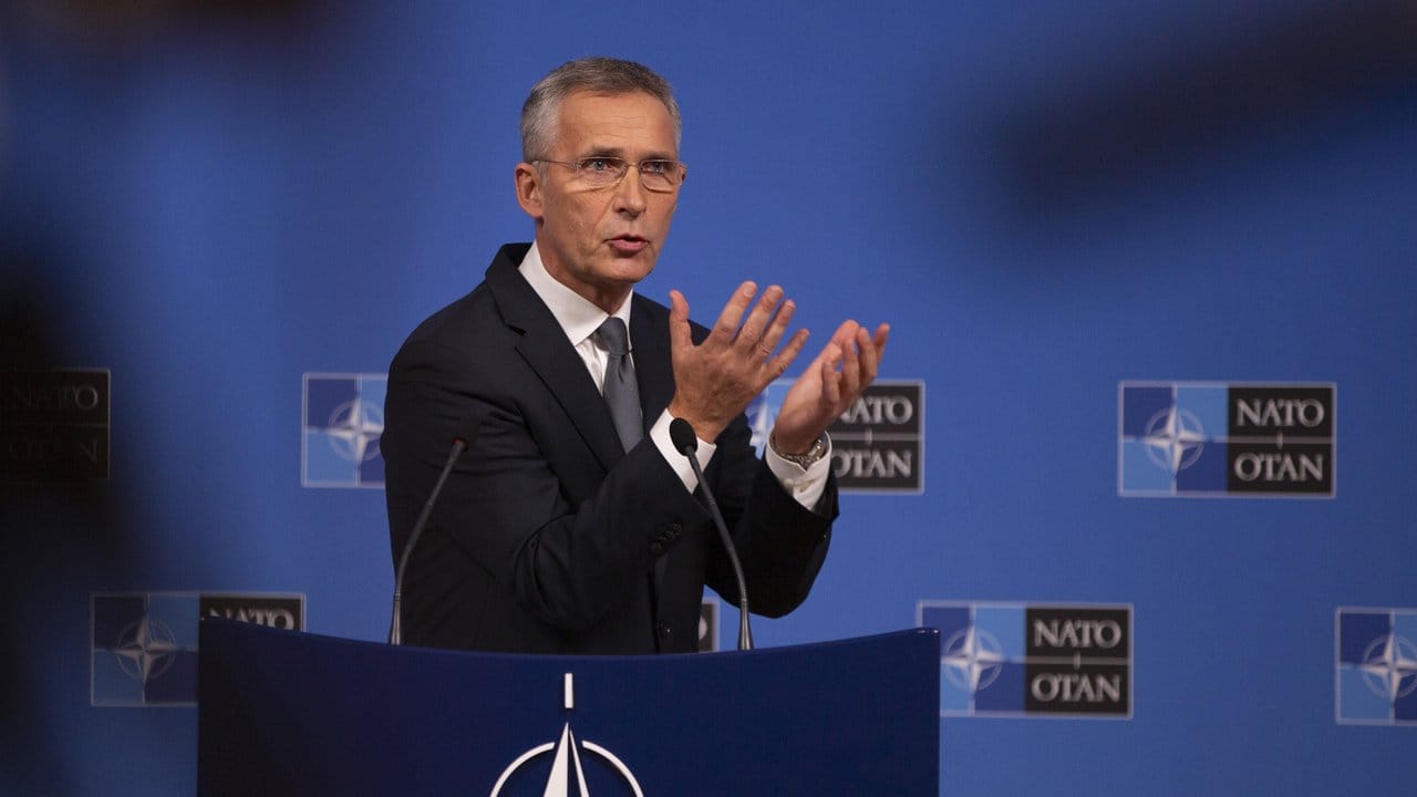 Nato-Generalsekretär Jens Stoltenberg bei einer Pressekonferenz im Hauptquartier des Verteidigungsbündnisses.