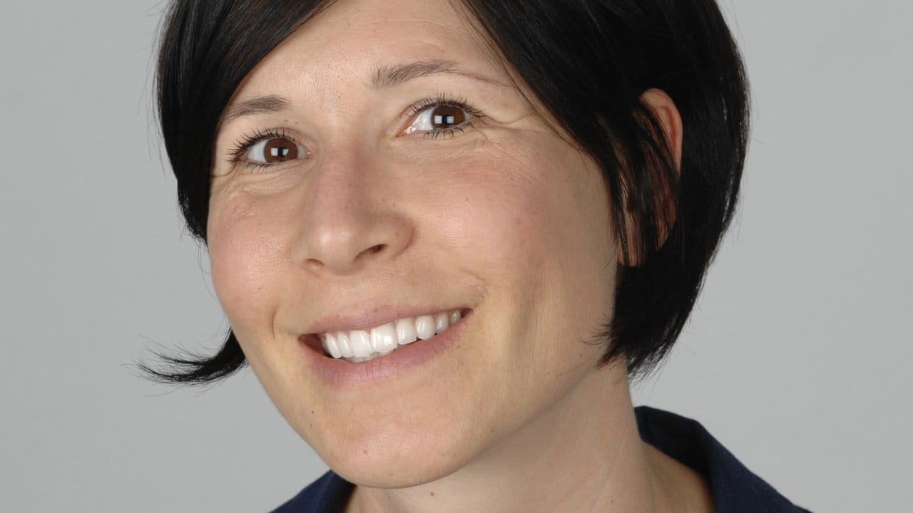 Monika Bischoff ist die Leiterin des Zentrums für Ernährungsmedizin und Prävention am Krankenhaus Barmherzige Brüder in München. Monika Bischoff ist die Leiterin des Zentrums für Ernährungsmedizin und Prävention am Krankenhaus Barmherzige Brüder in München.