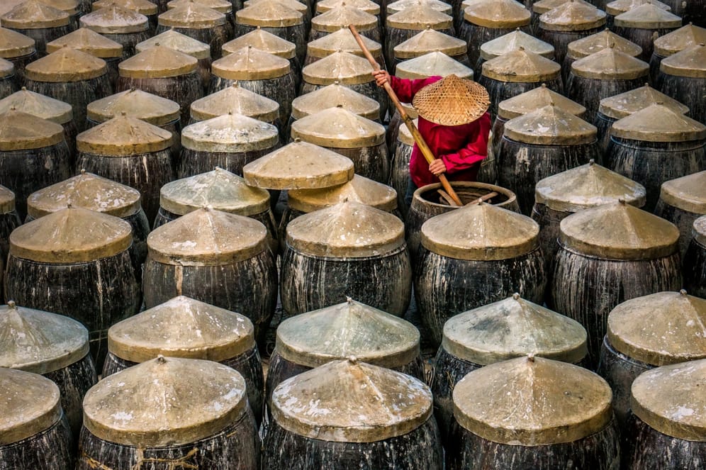 China: Der Fotograf Chin Leong Teo hat die Produktion fermentierter Fischsoße in China festgehalten.