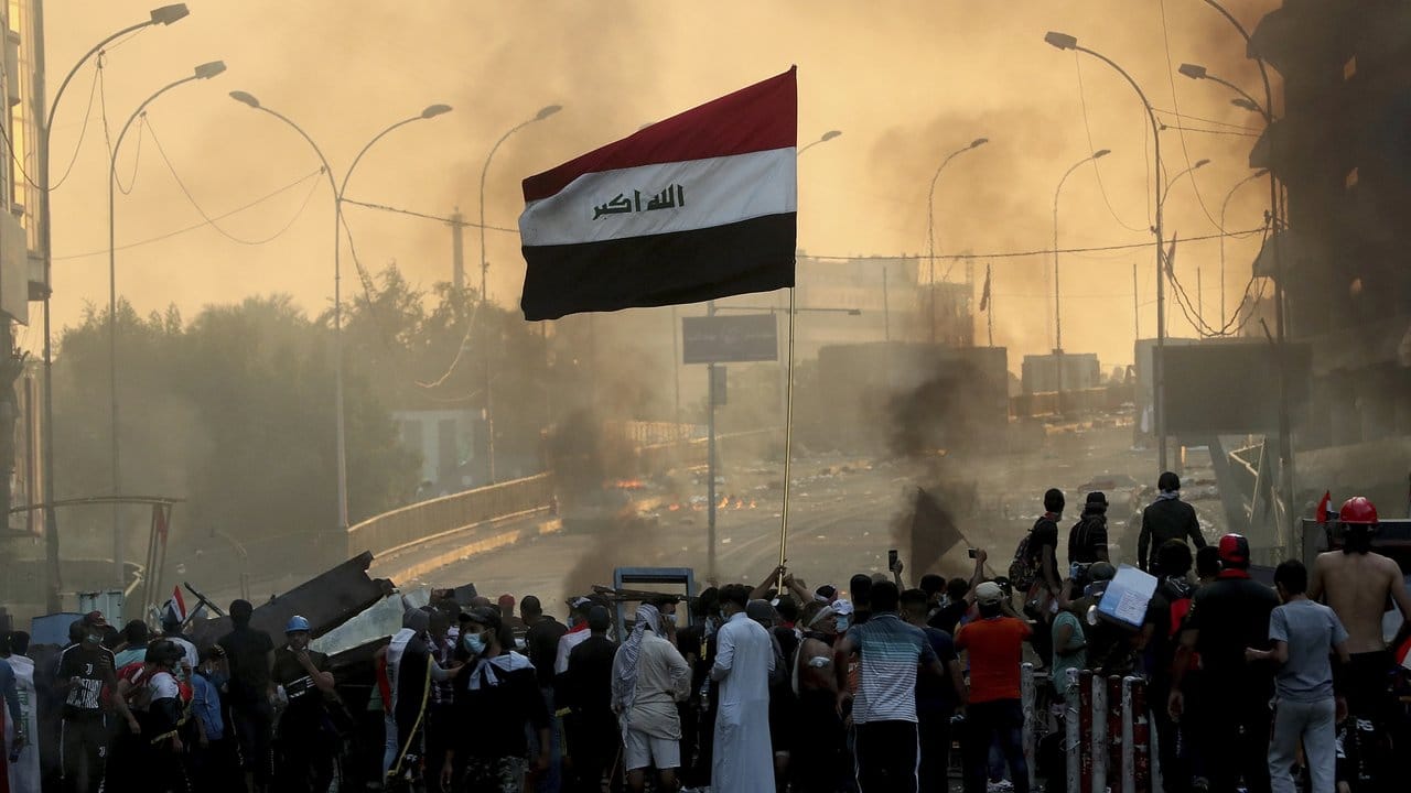 Ministerpräsident Abdel Mahdi versprach tiefgreifende Veränderungen bei der Machtverteilung innerhalb der Regierung als Reaktion auf die Proteste.