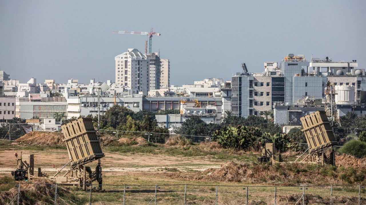 Das israelische Raketenabwehrsystem "Iron Dome" hat einen Teil der Geschosse aus dem Gazastreifen abgefangen.