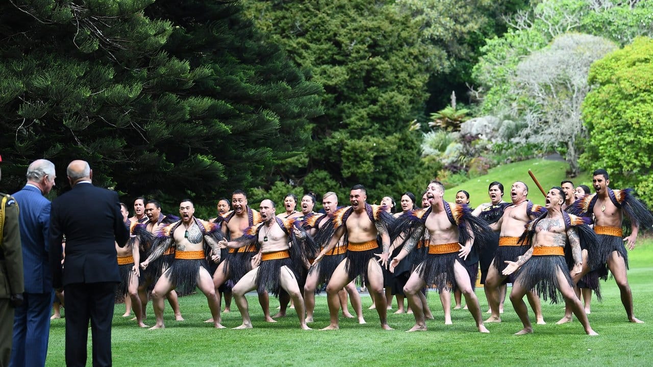 Der traditionelle Tanz der Maori: der Haka. Der traditionelle Tanz der Maori: der Haka.
