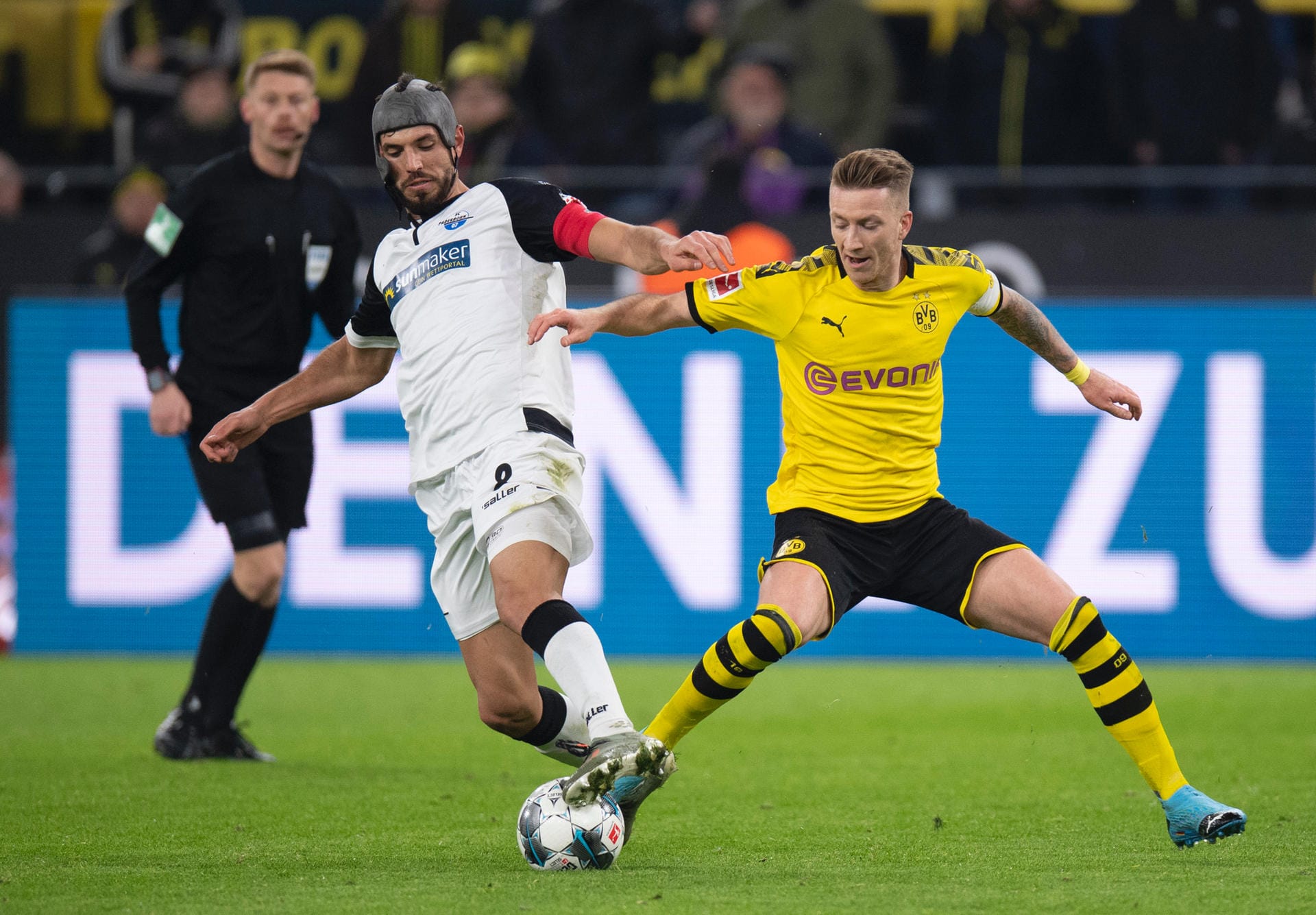 "France Football" (Frankreich): "Dortmund entgeht gegen Paderborn dem Schlimmsten."
