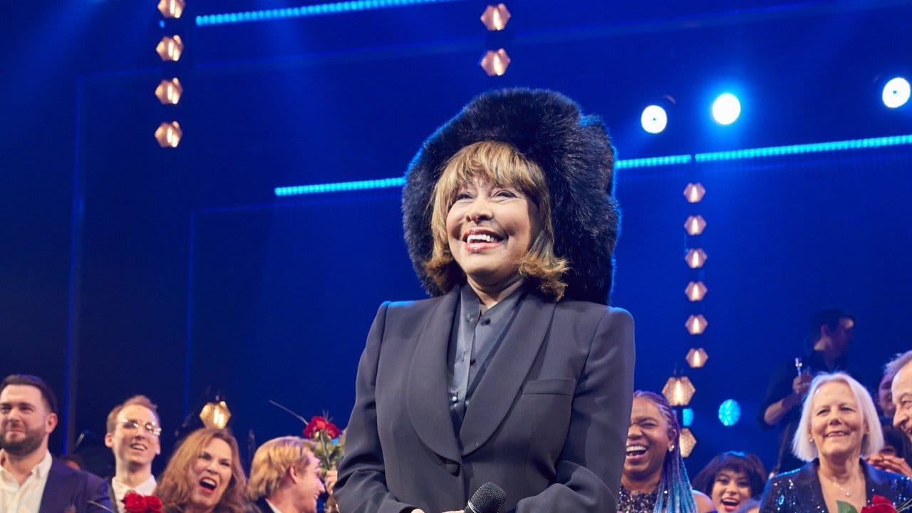 Tina Turner bei der Deutschland-Premiere des Musicals "Tina - Das Tina Turner Musical" im Hamburger Operettenhaus.