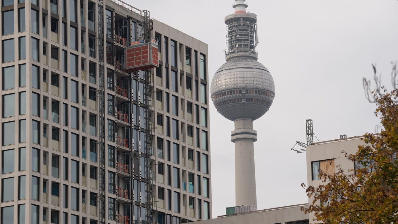 Im Bau befindliche Wohnungen des Bauprojekts Grandaire entstehen in Sichtweite des Fernsehturms. Im Bau befindliche Wohnungen des Bauprojekts Grandaire entstehen in Sichtweite des Fernsehturms.
