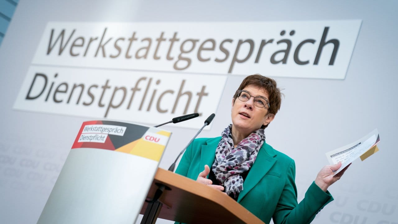In der CDU ist die Begeisterung über die Vorschläge von Parteichefin Kramp-Karrenbauer zu einem verpflichtenden Dienstjahr überschaubar.