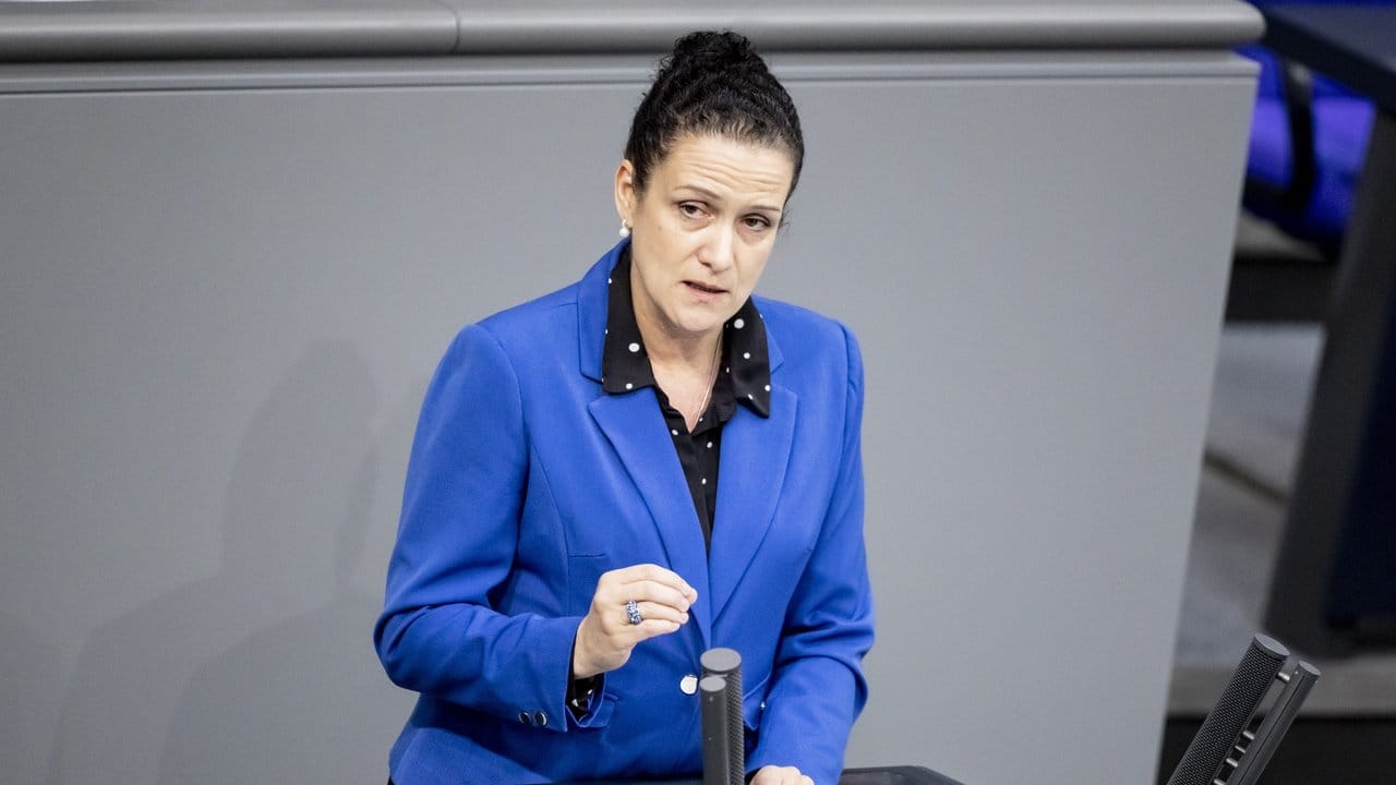 Nicole Höchst aus Rheinland-Pfalz könnte die Stimmen etlicher "Flügel"-Anhänger bekommen.