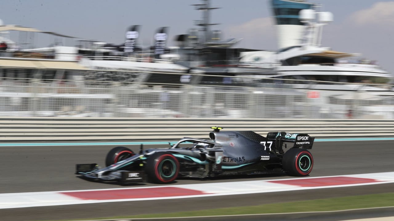 Fuhr beim Training zum Rennen in Abu Dhabi Bestzeit: Valtteri Bottas vom Team Mercedes.